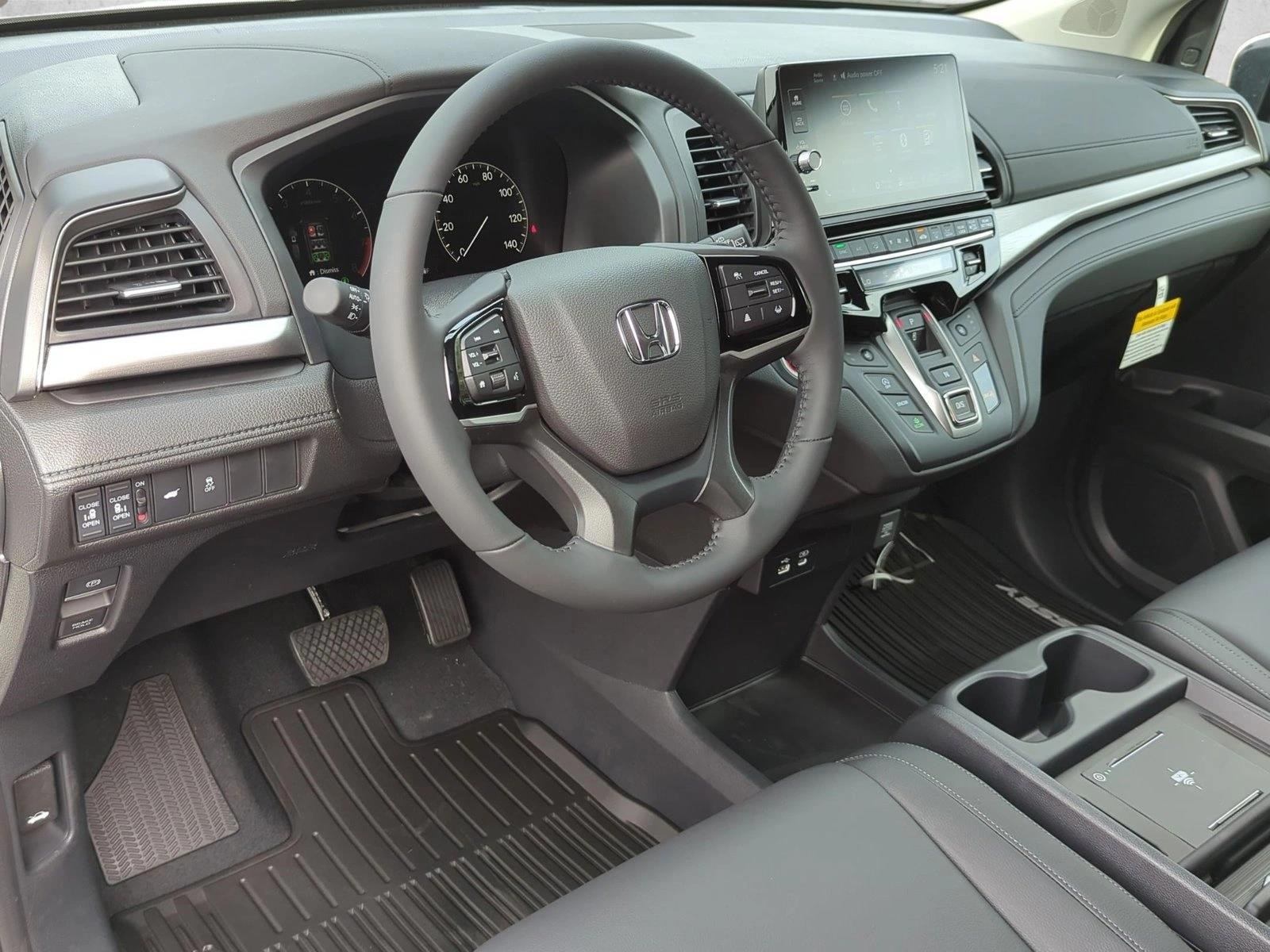 Thumbnail: 2026 Honda Odyssey - 3