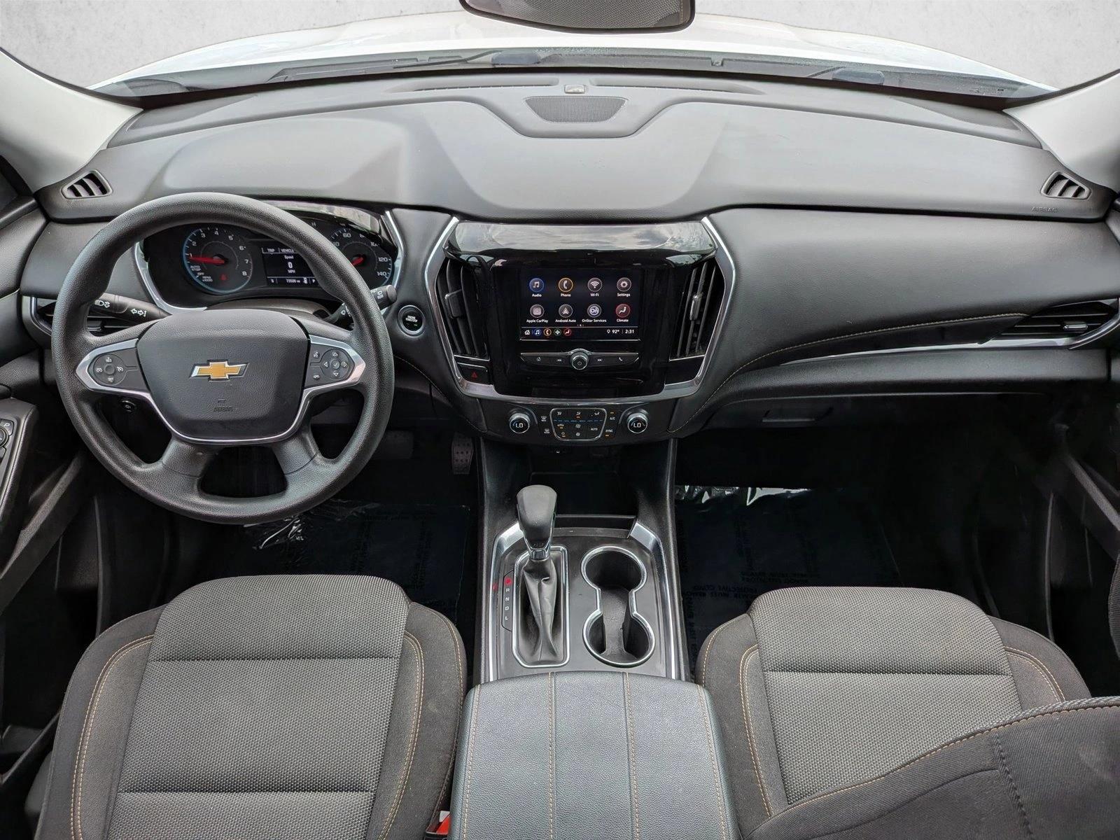 Thumbnail: 2021 Chevrolet Traverse - 4