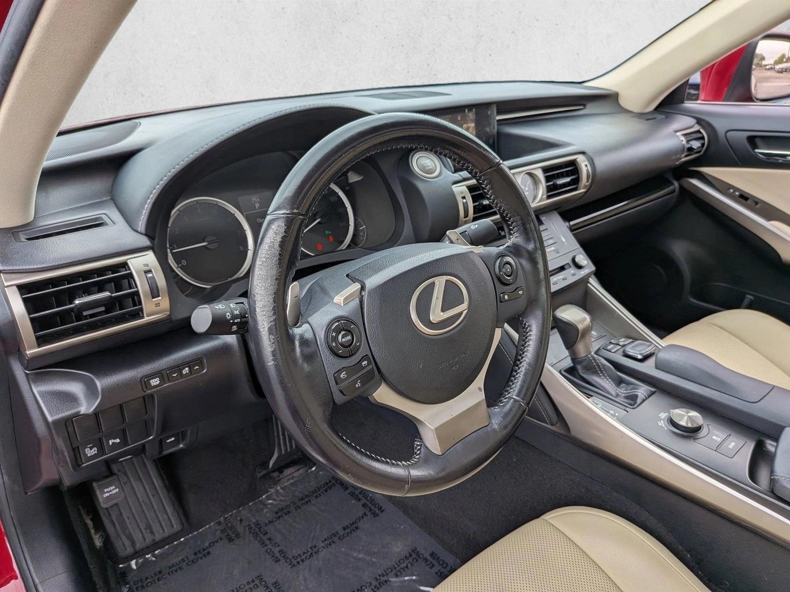 Thumbnail: 2015 Lexus IS - 3
