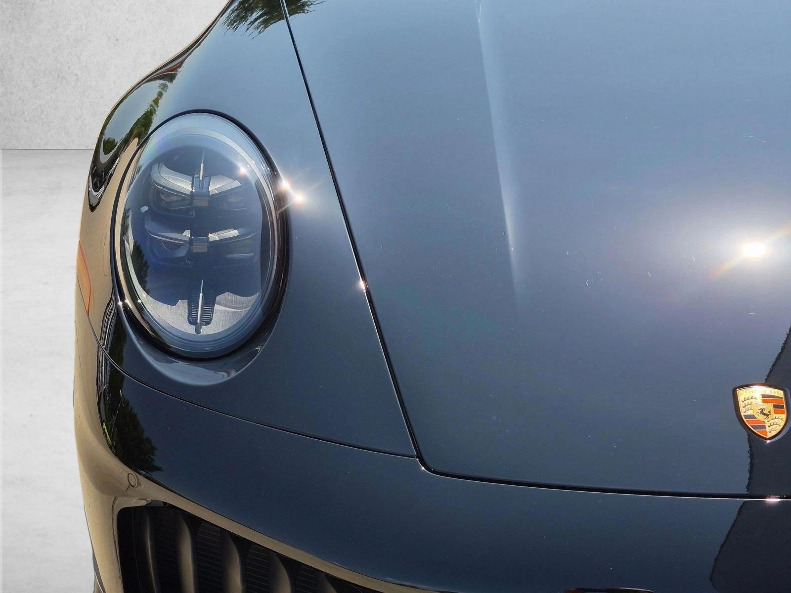 2026 Porsche 911 GTS - Photo 12