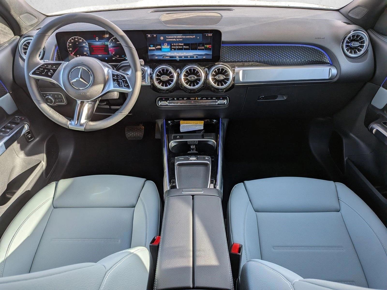 Thumbnail: 2026 Mercedes-Benz GLB - 4