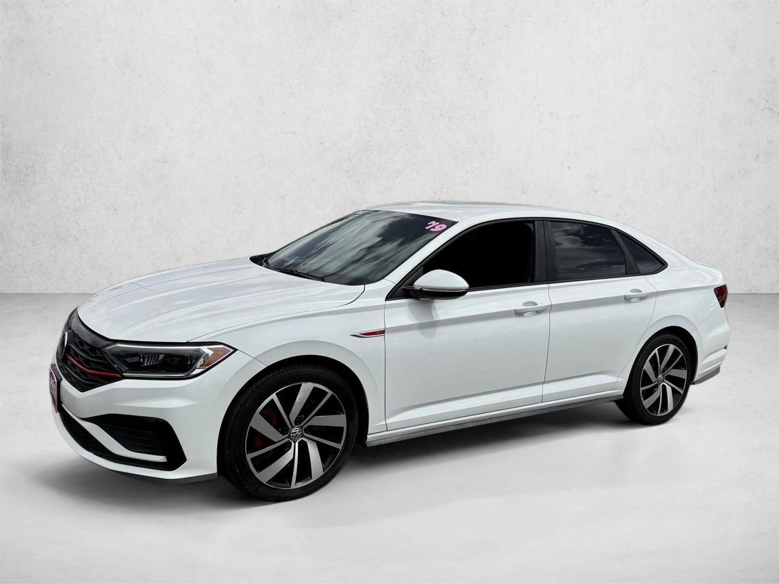 Thumbnail: 2019 Volkswagen Jetta - 1