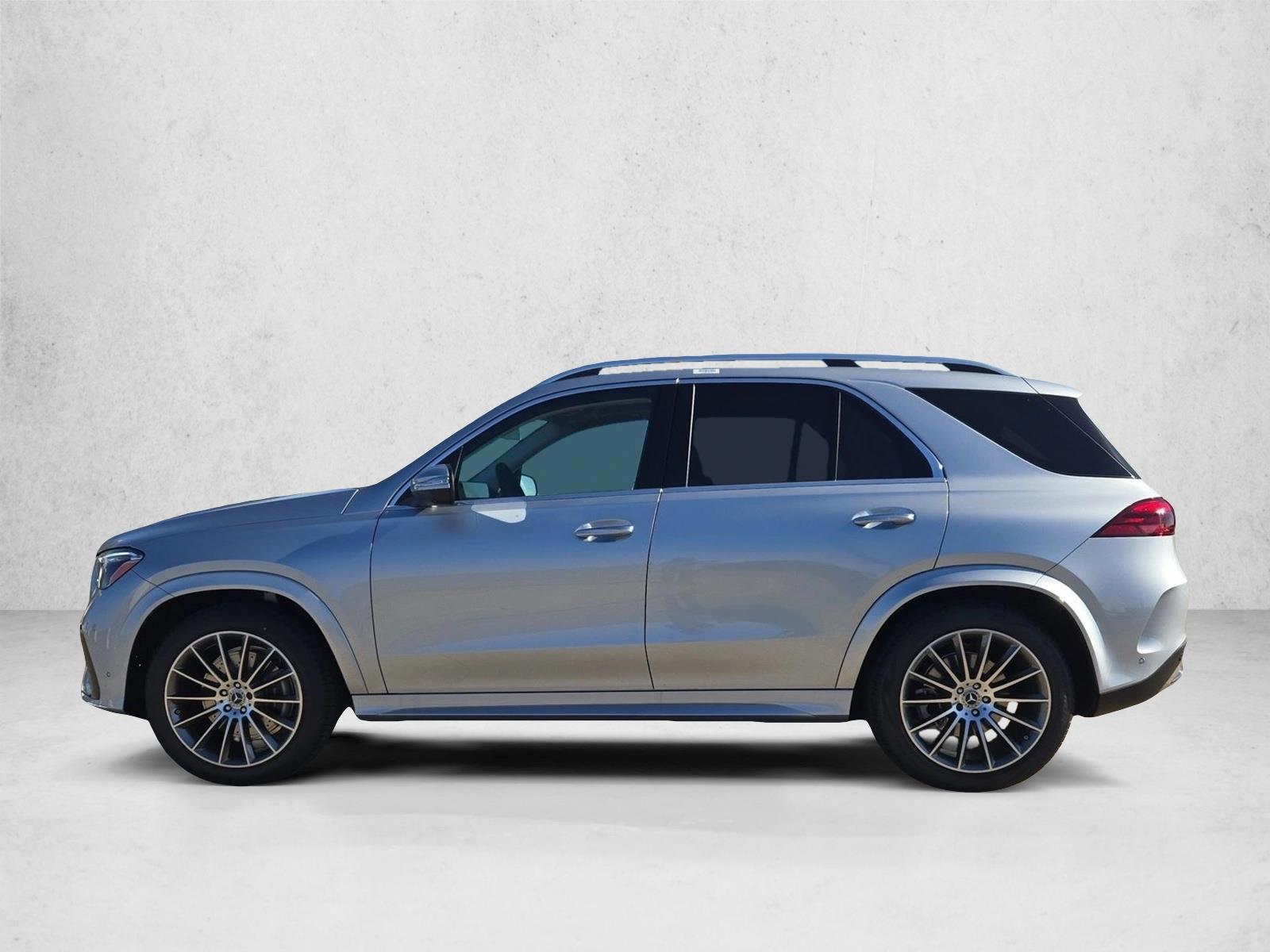 Thumbnail: 2026 Mercedes-Benz GLE - 2