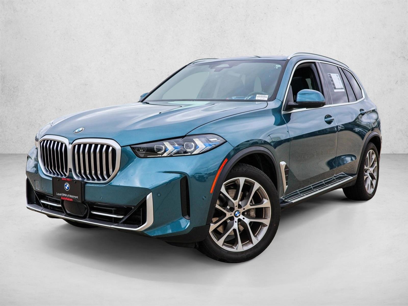 Thumbnail: 2026 BMW X5 - 1