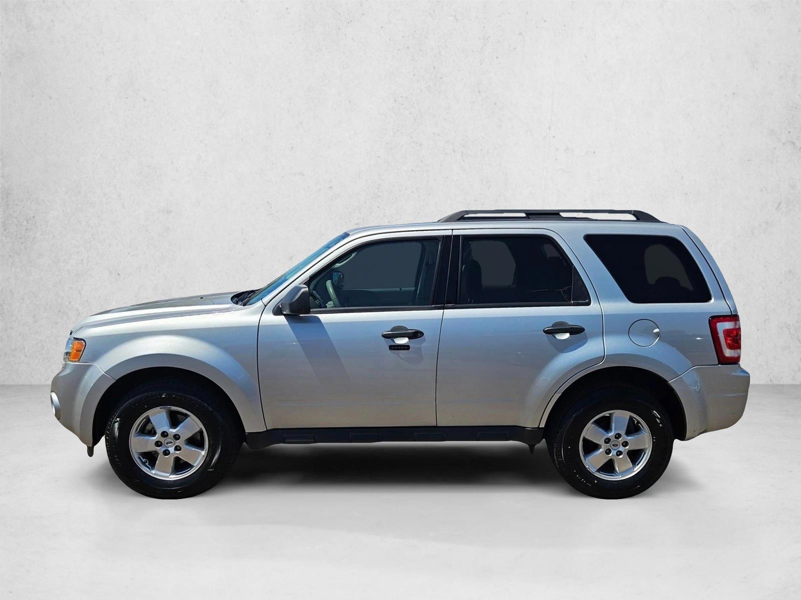 Thumbnail: 2011 Ford Escape - 2