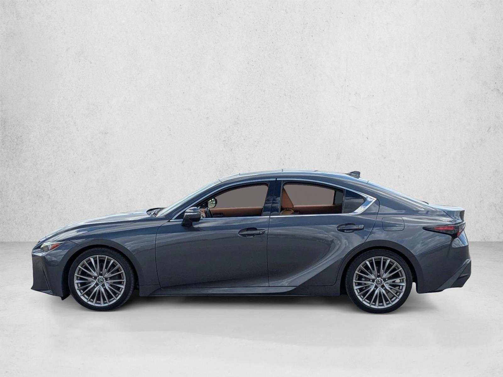 Thumbnail: 2022 Lexus IS - 2