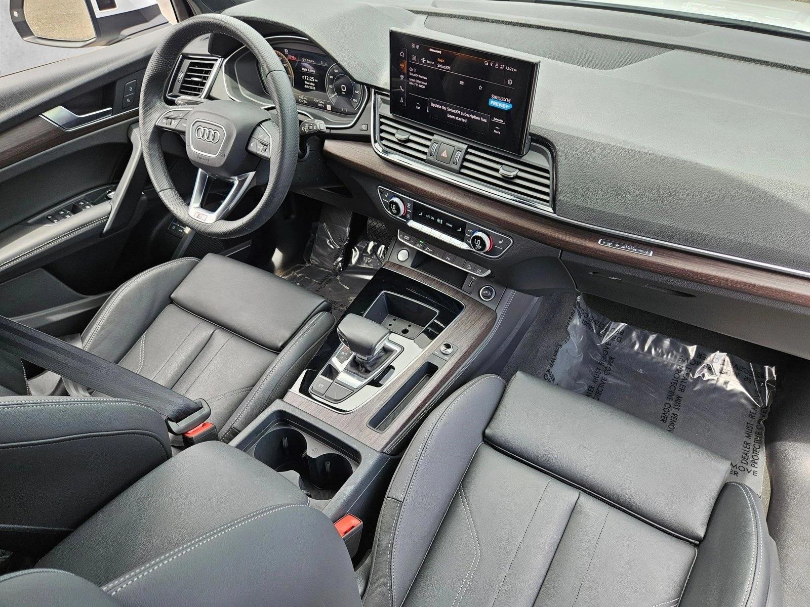 Thumbnail: 2025 Audi Q5 - 4
