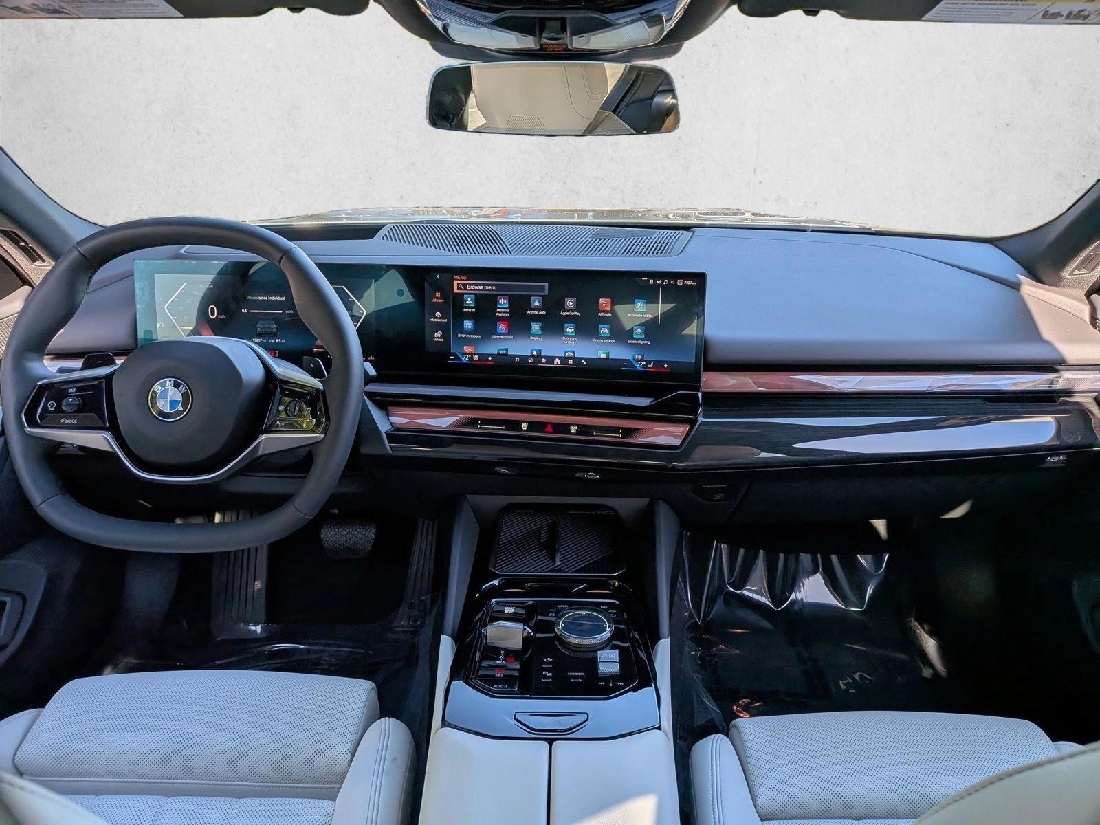 Thumbnail: 2026 BMW 5 Series - 4