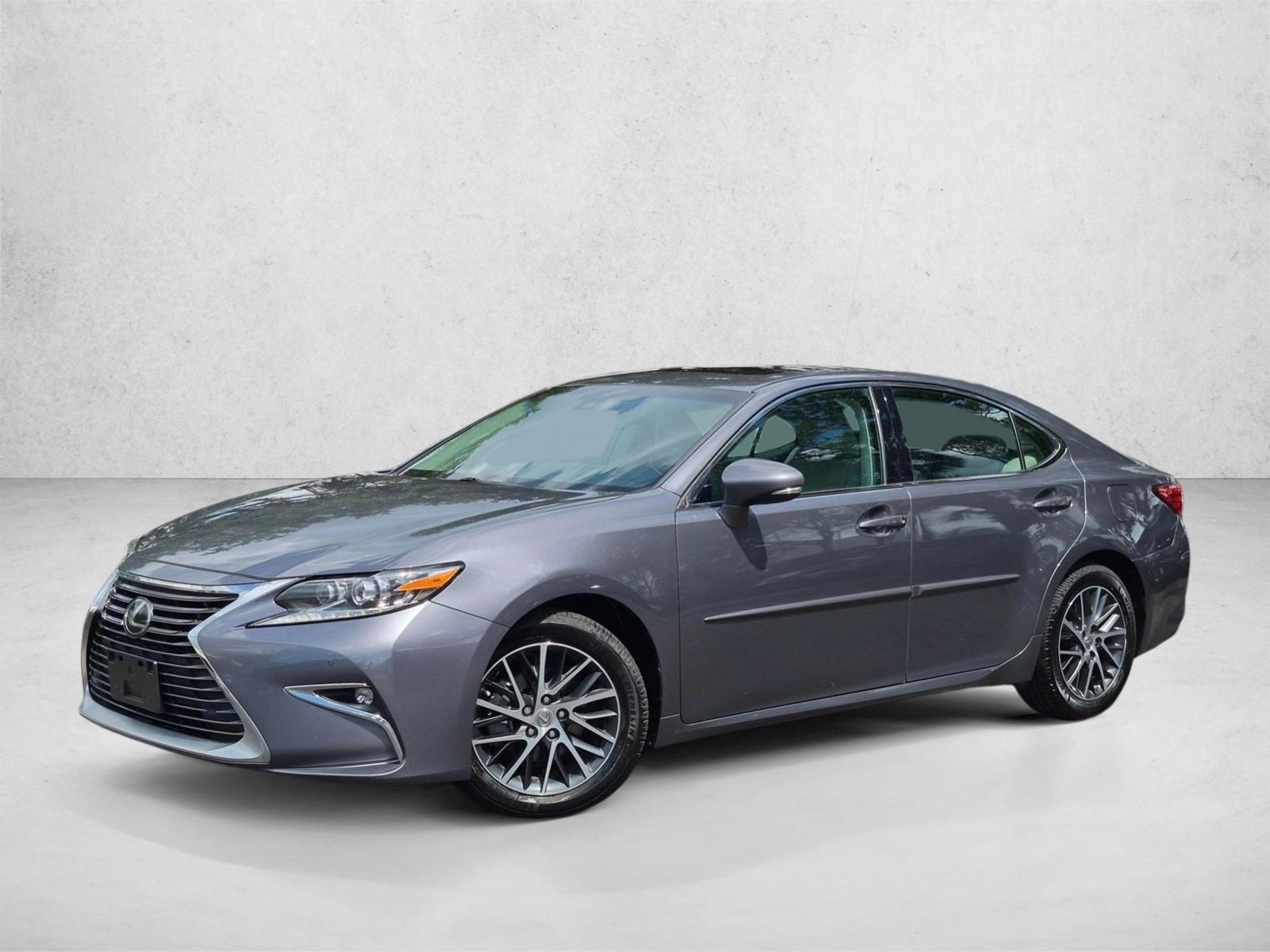 2016 Lexus ES