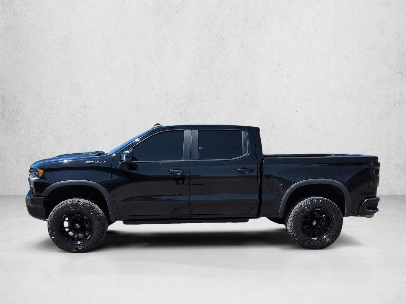 Thumbnail: 2022 Chevrolet Silverado 1500 - 3