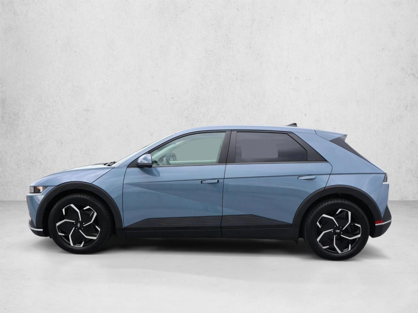 Thumbnail: 2023 Hyundai Ioniq 5 - 2