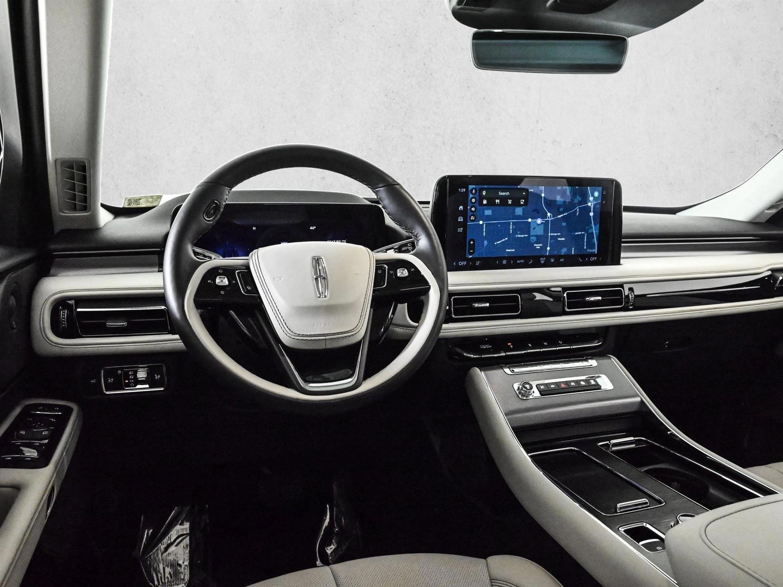 Thumbnail: 2025 Lincoln Aviator - 3