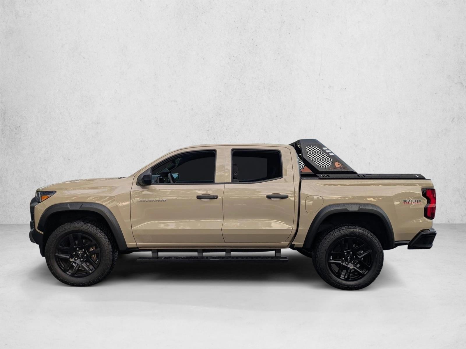 Thumbnail: 2023 Chevrolet Colorado - 2