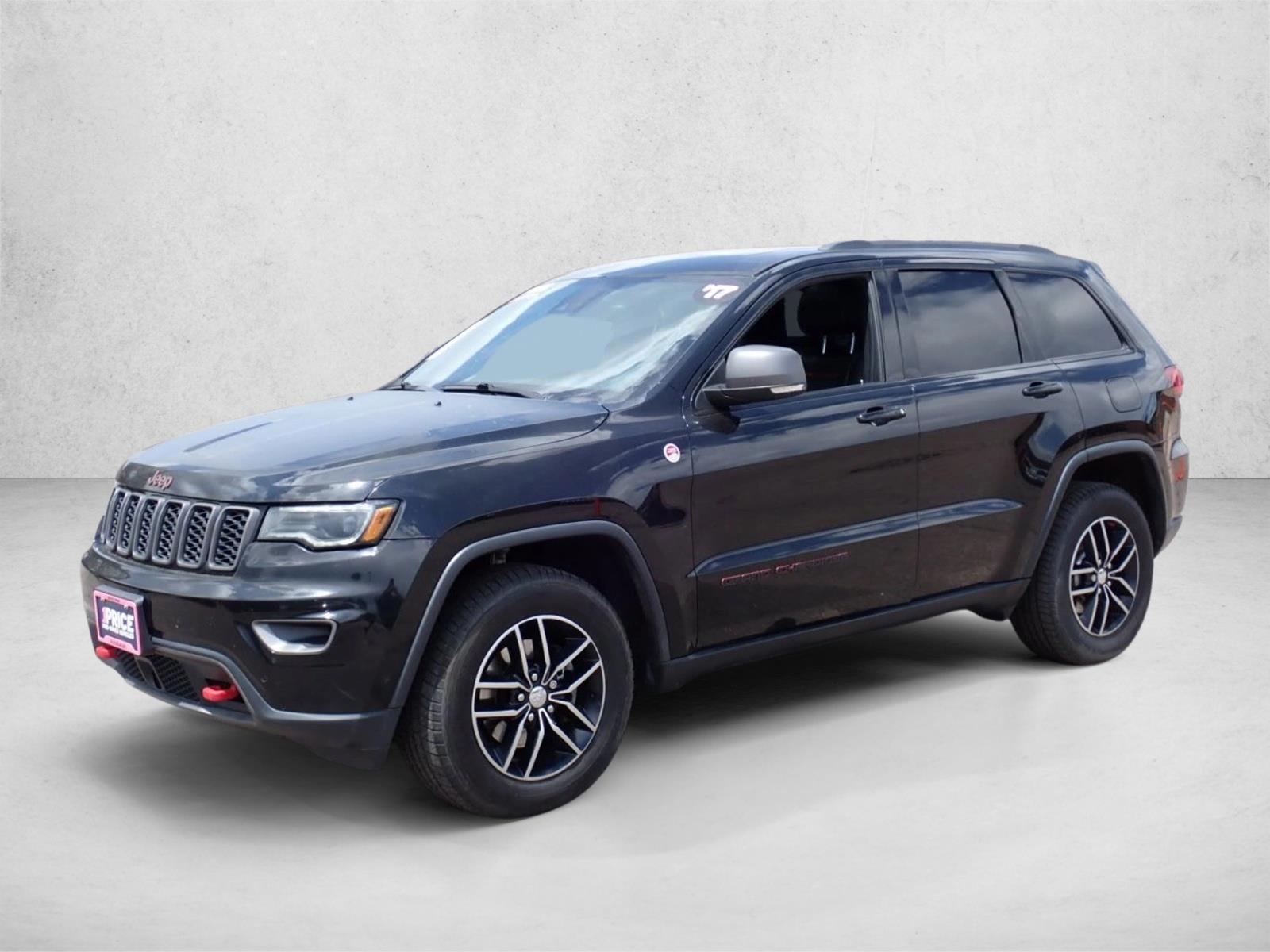 Thumbnail: 2017 Jeep Grand Cherokee - 1