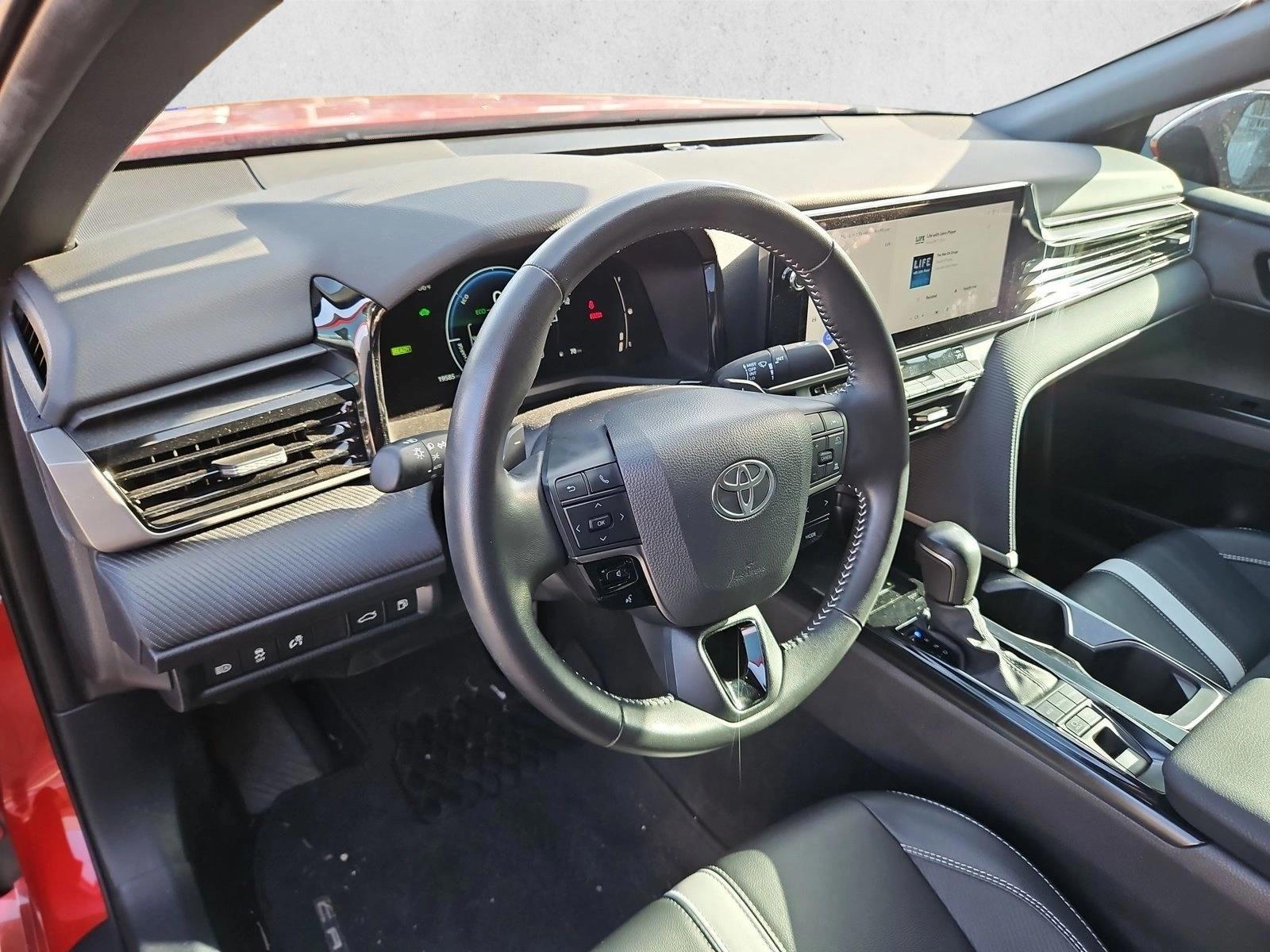 Thumbnail: 2025 Toyota Camry - 3