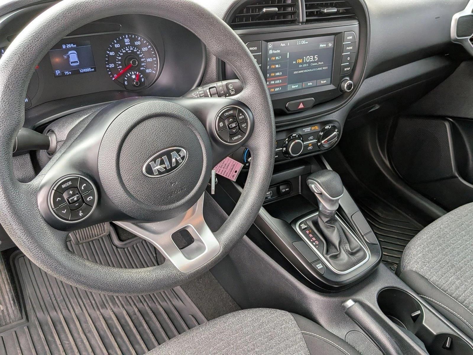 Thumbnail: 2020 Kia Soul - 3