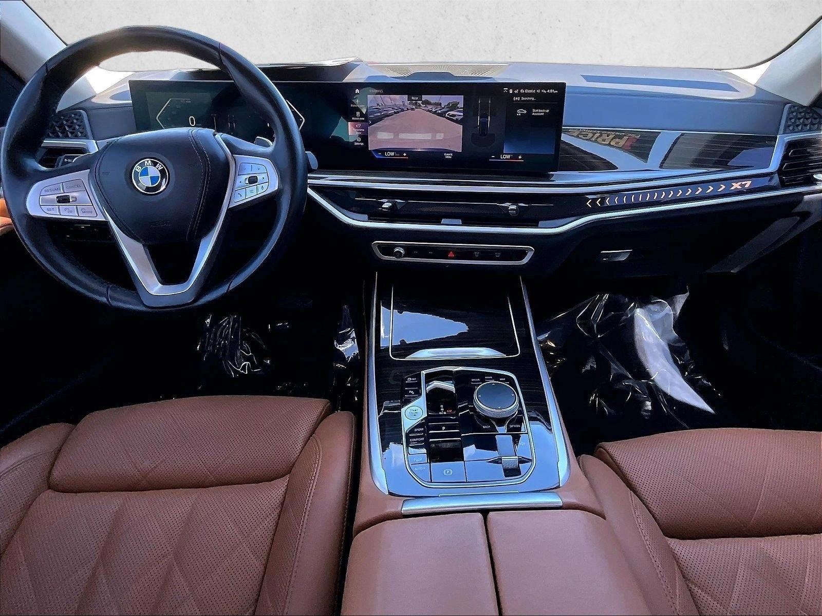 Thumbnail: 2023 BMW X7 - 4