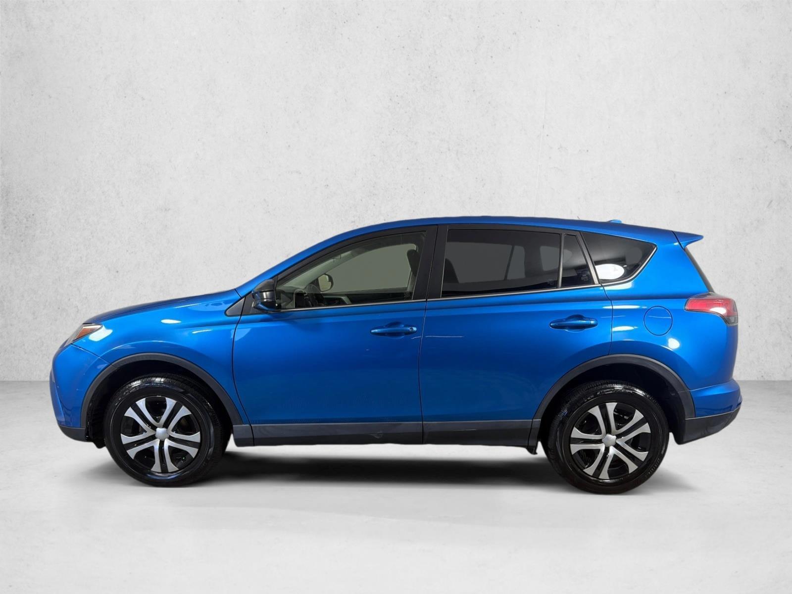Thumbnail: 2018 Toyota RAV4 - 2
