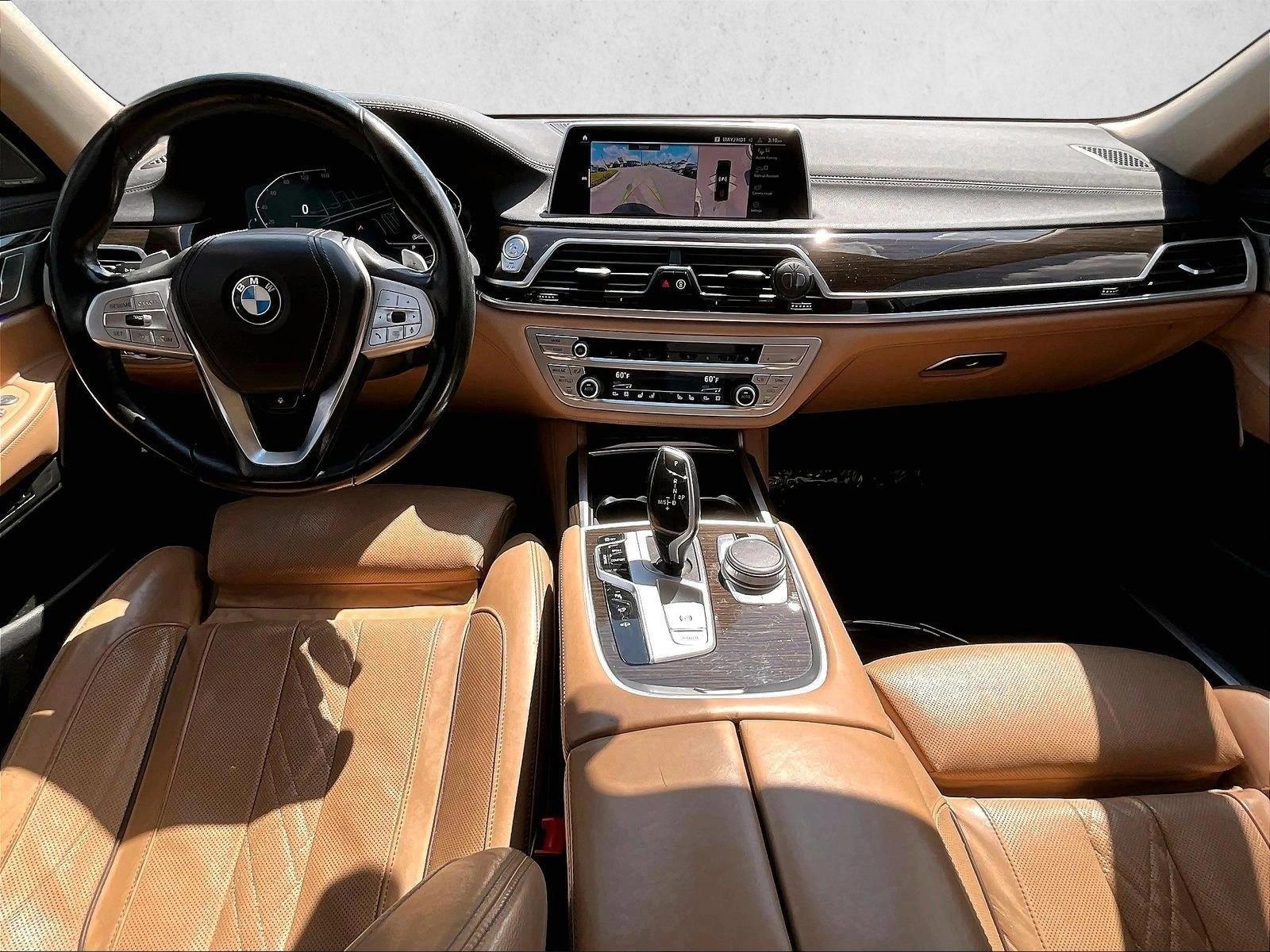 Thumbnail: 2022 BMW 7 Series - 3