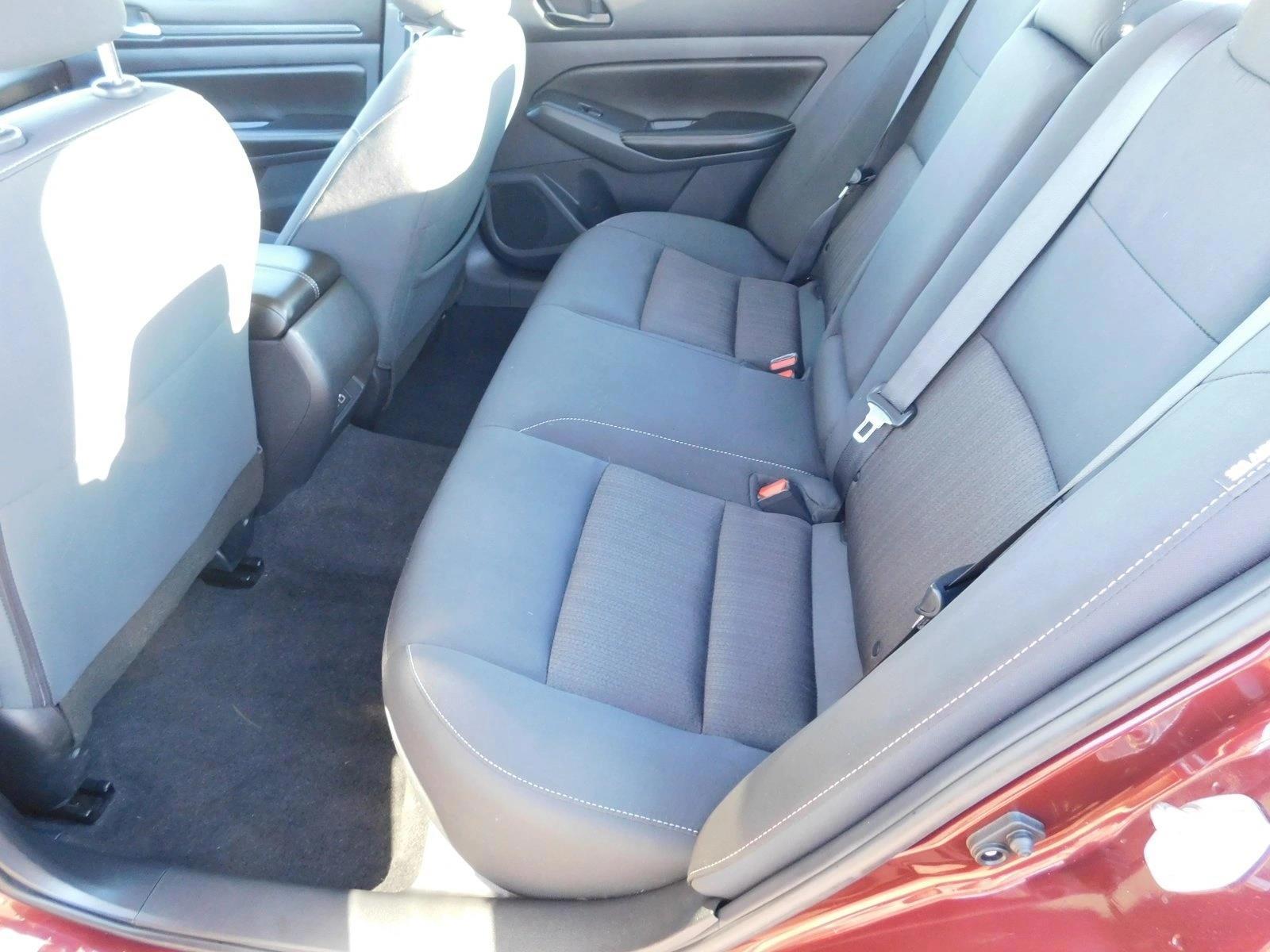 2025 Nissan Altima SV - Photo 24