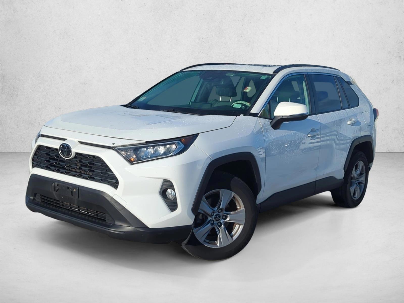 Thumbnail: 2019 Toyota RAV4 - 1