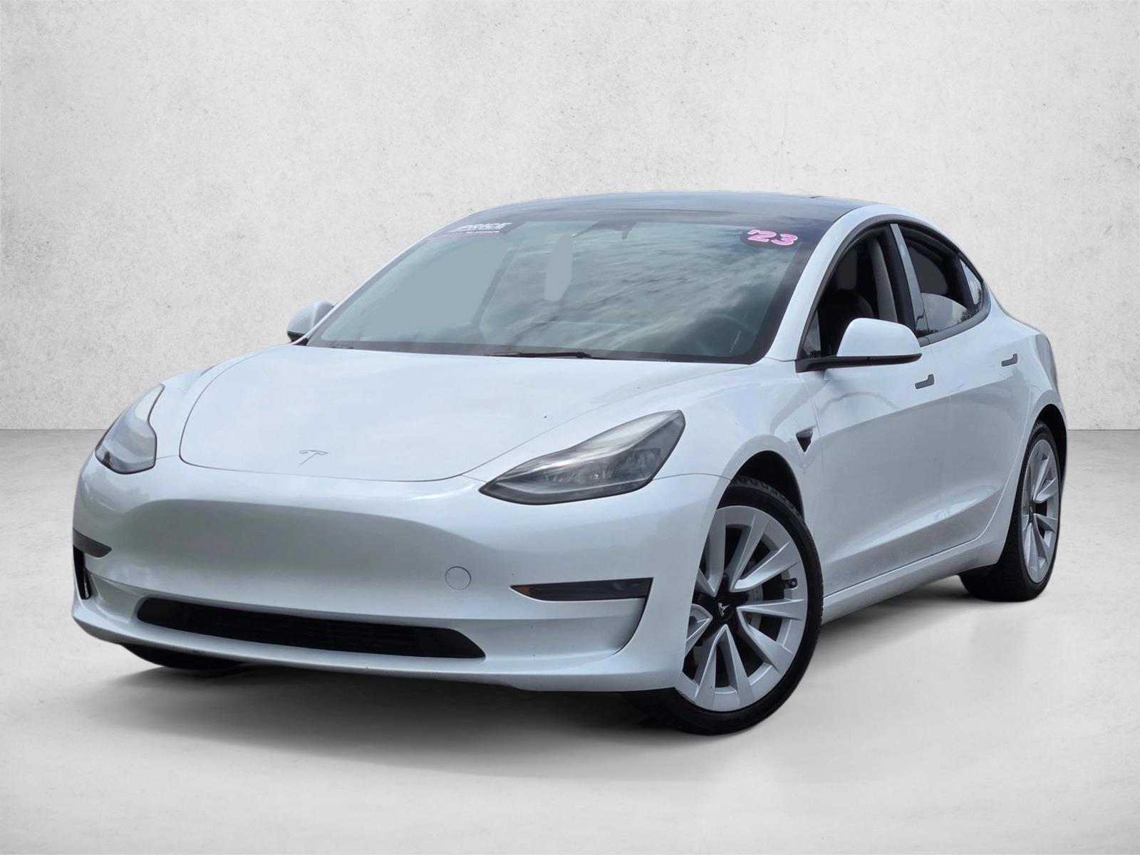 Thumbnail: 2023 Tesla Model 3 - 1