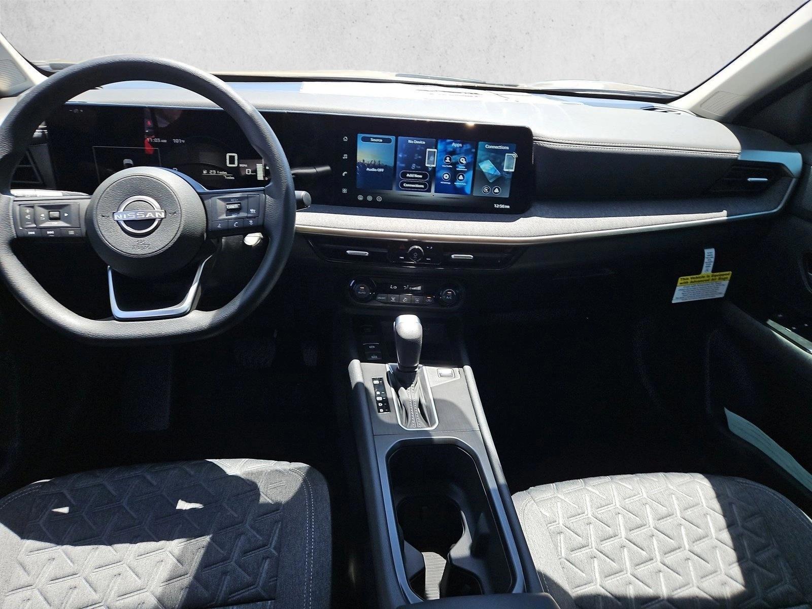 Thumbnail: 2026 Nissan Kicks - 4