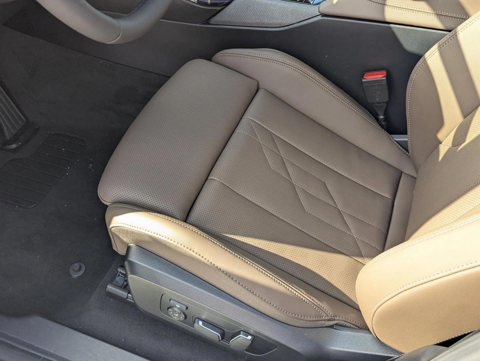 Thumbnail: 2026 BMW X3 - 3