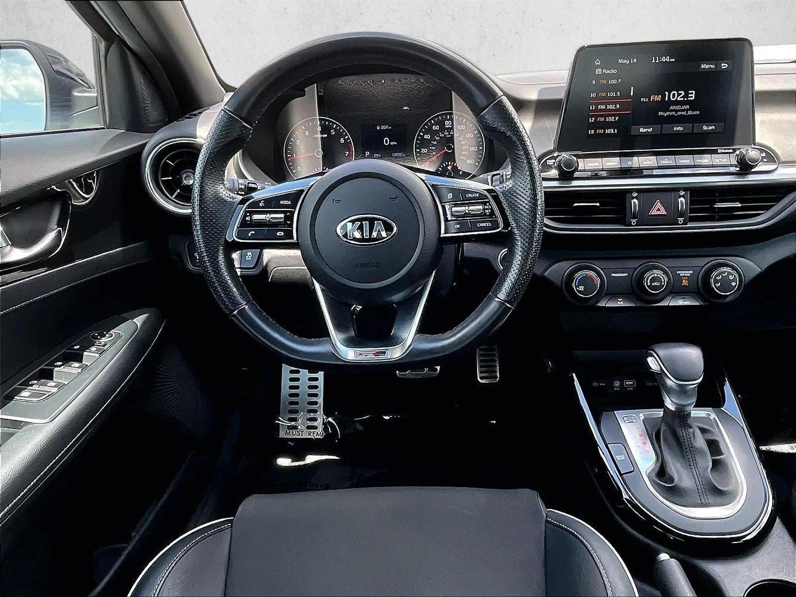 Thumbnail: 2020 Kia Forte - 3
