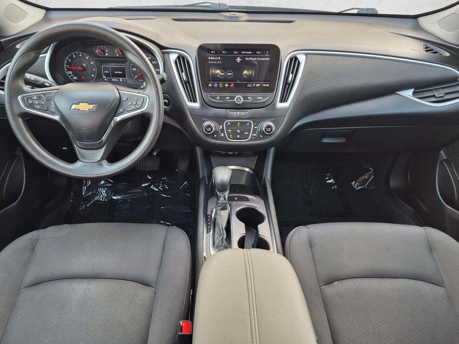 Thumbnail: 2023 Chevrolet Malibu - 4