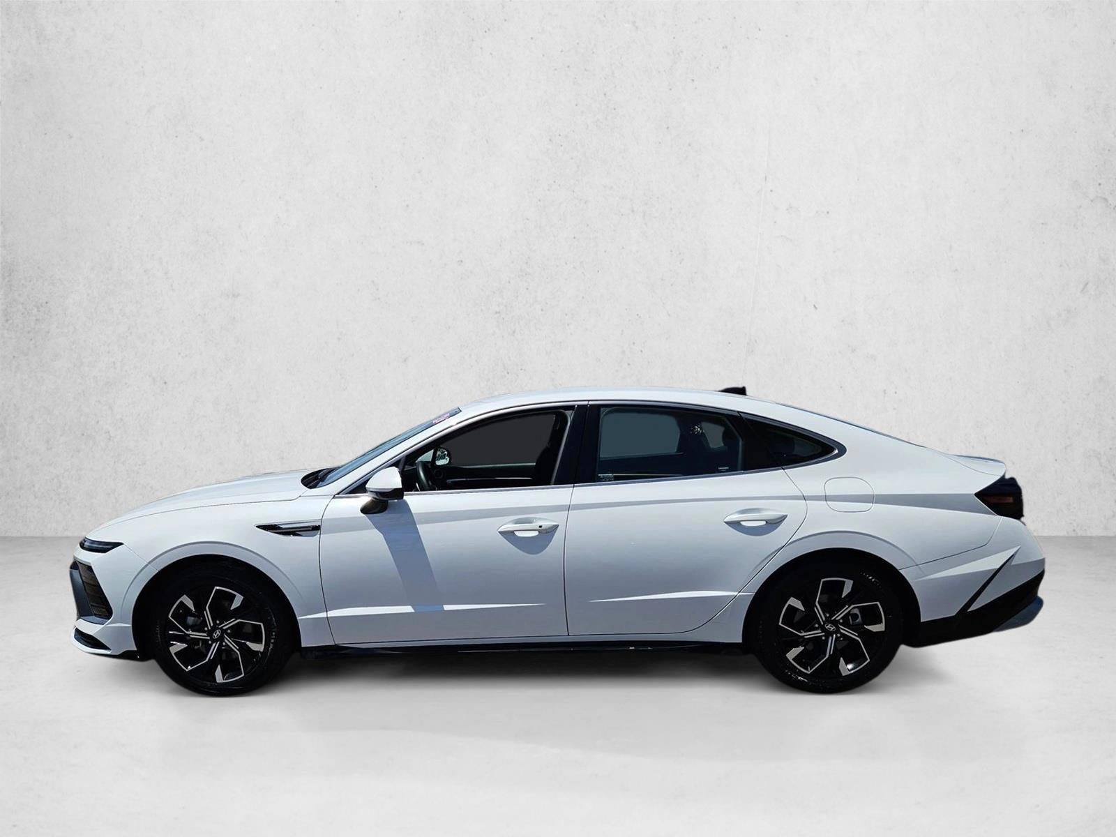 Thumbnail: 2024 Hyundai Sonata - 3