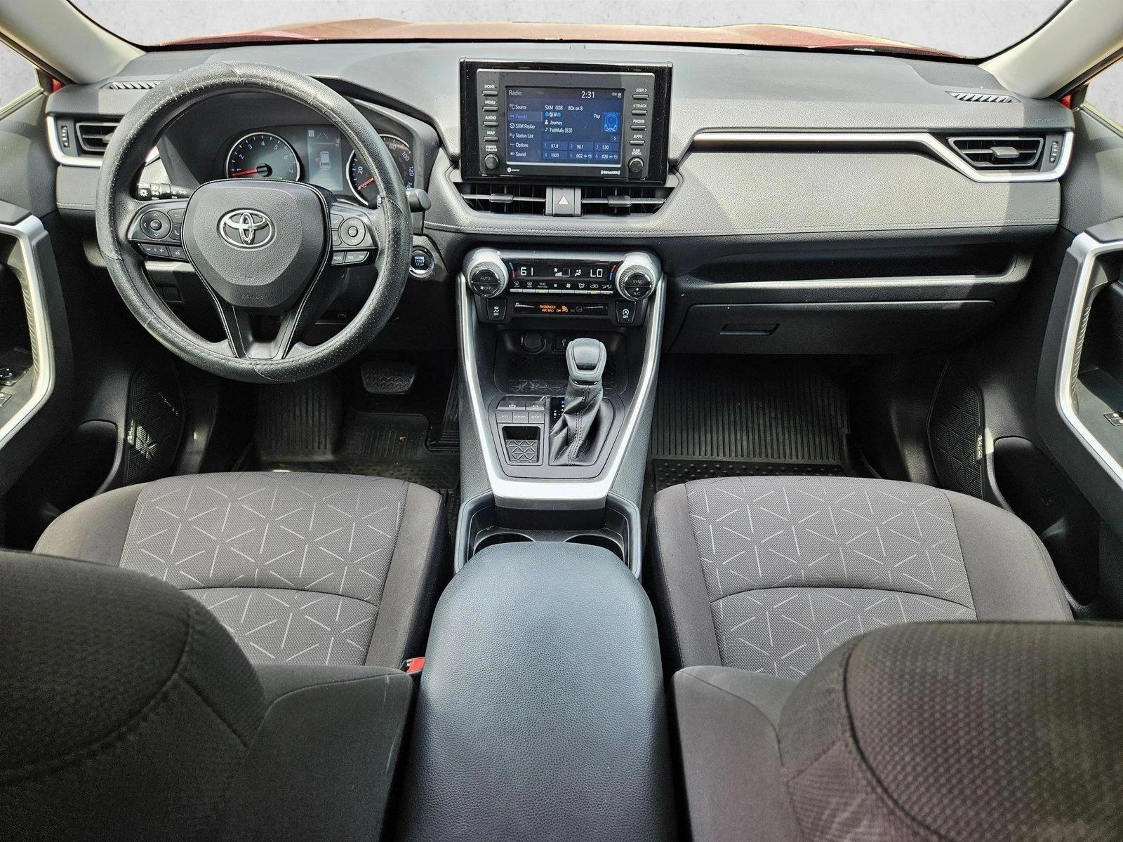 Thumbnail: 2021 Toyota RAV4 - 4