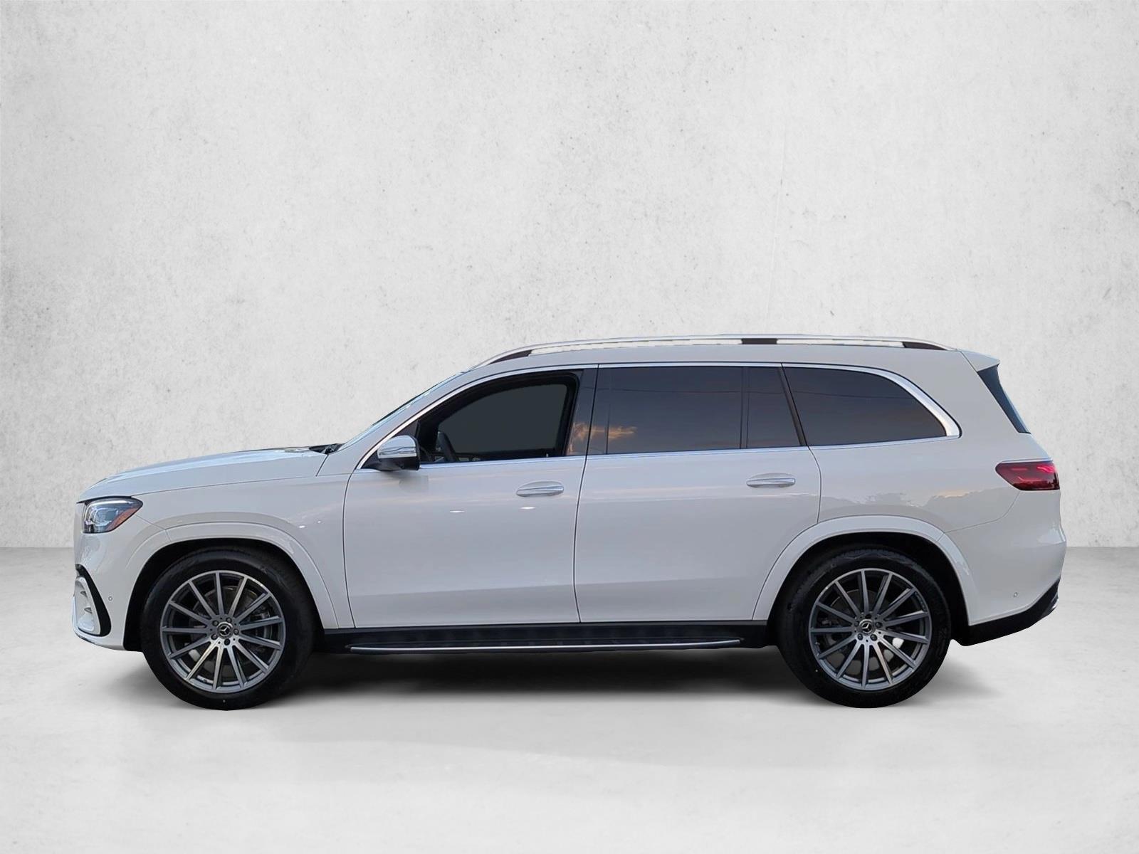 Thumbnail: 2026 Mercedes-Benz GLS - 2