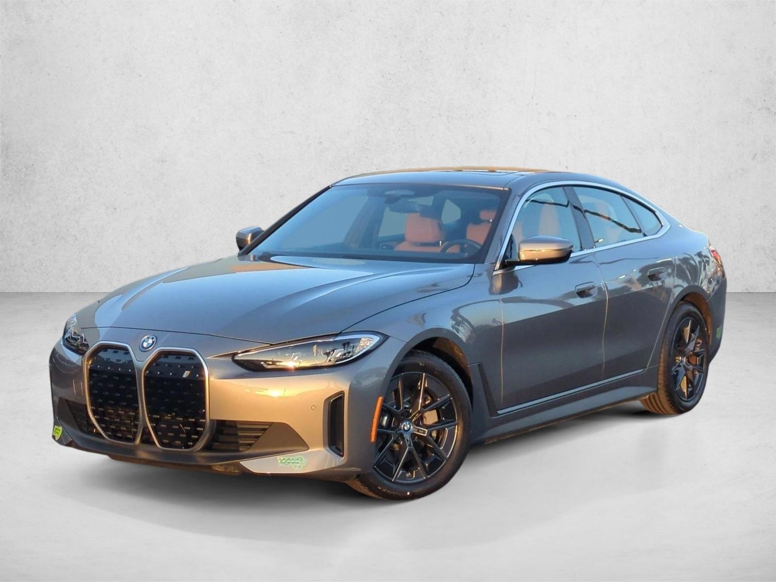 Thumbnail: 2023 BMW i4 - 1