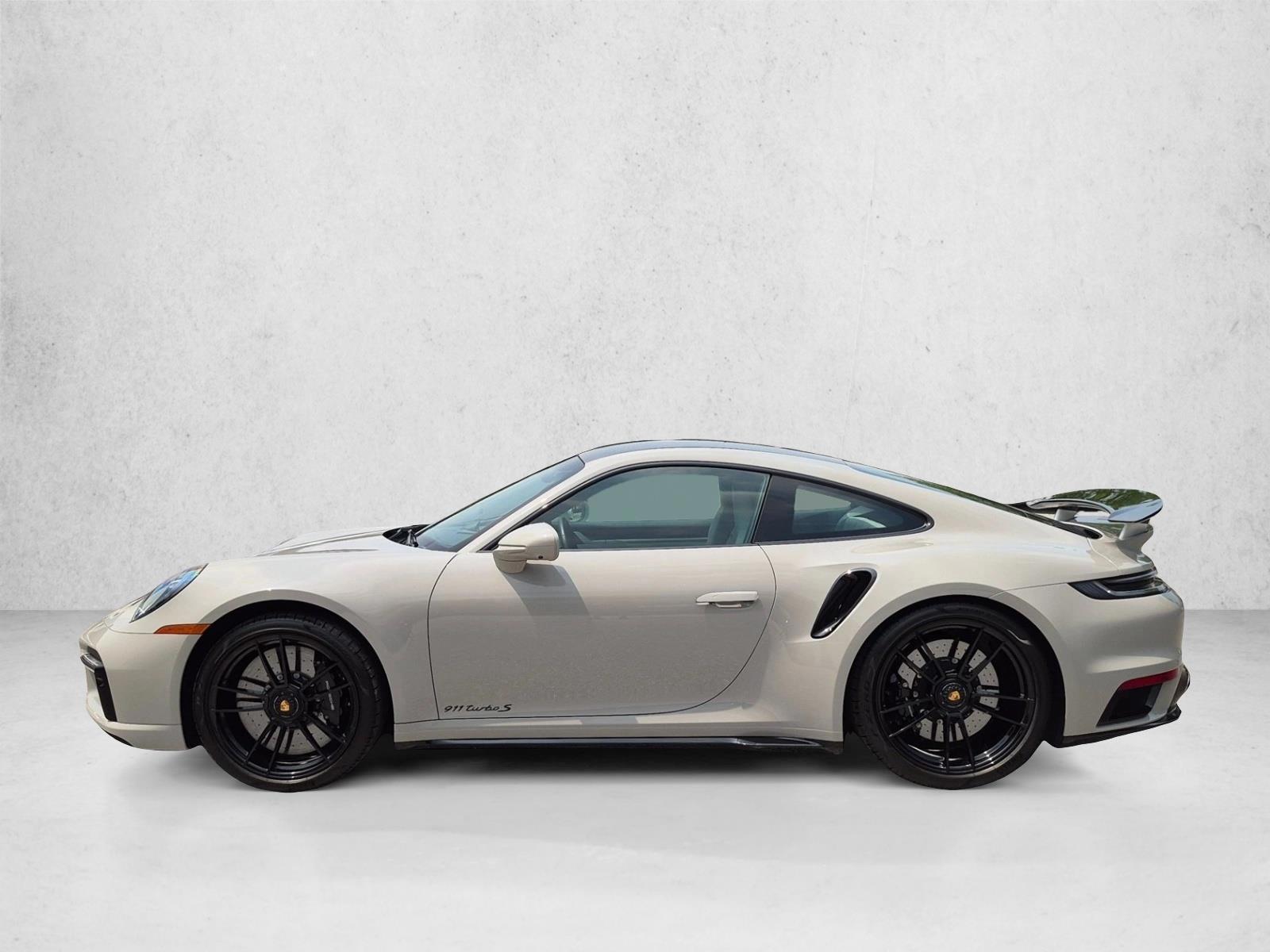 Thumbnail: 2022 Porsche 911 - 2