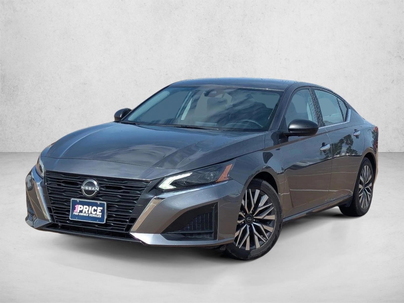 2025 Nissan Altima 2.5 SV's photo
