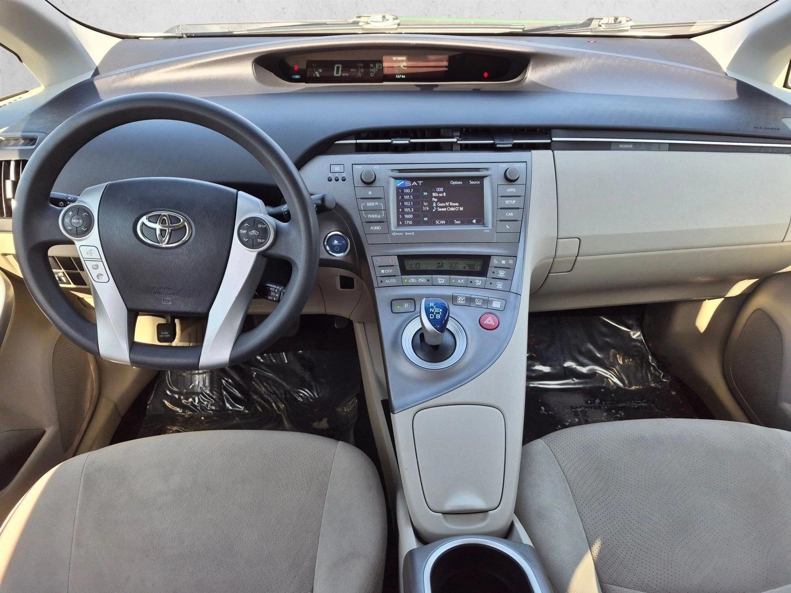 Thumbnail: 2014 Toyota Prius - 3