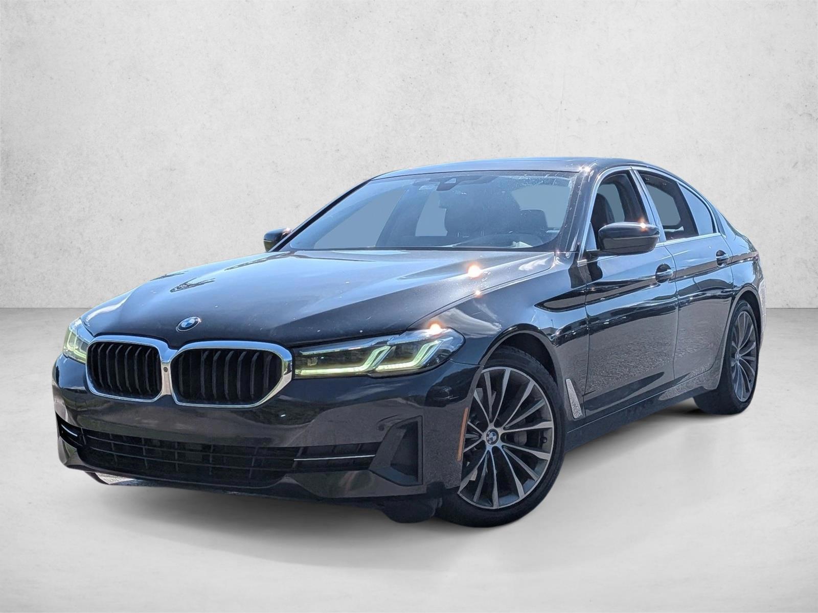 Thumbnail: 2021 BMW 5 Series - 1