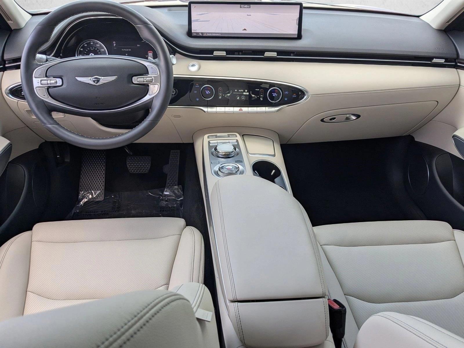 Thumbnail: 2025 Genesis GV70 - 4