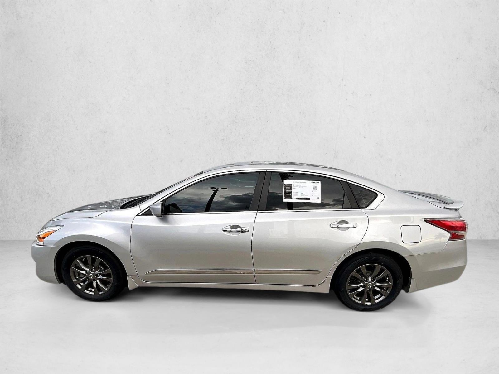 Thumbnail: 2015 Nissan Altima - 2
