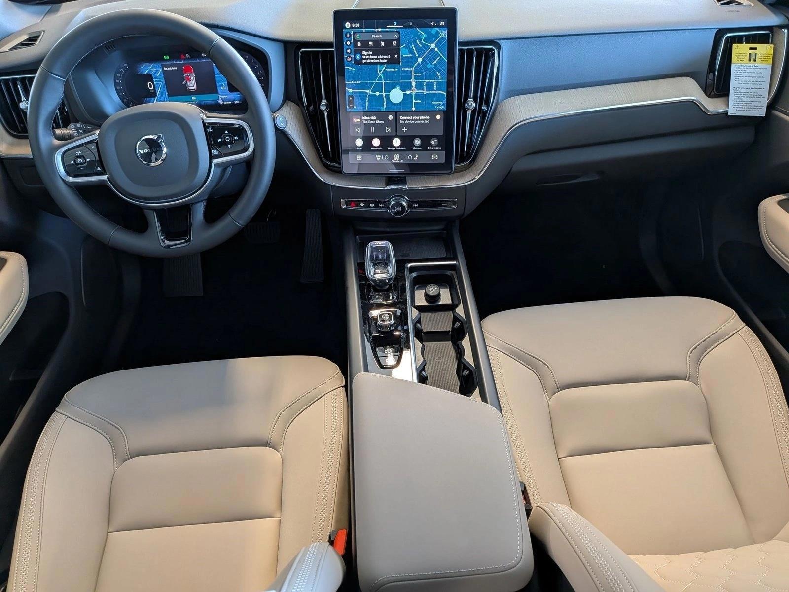 Thumbnail: 2026 Volvo XC60 - 3
