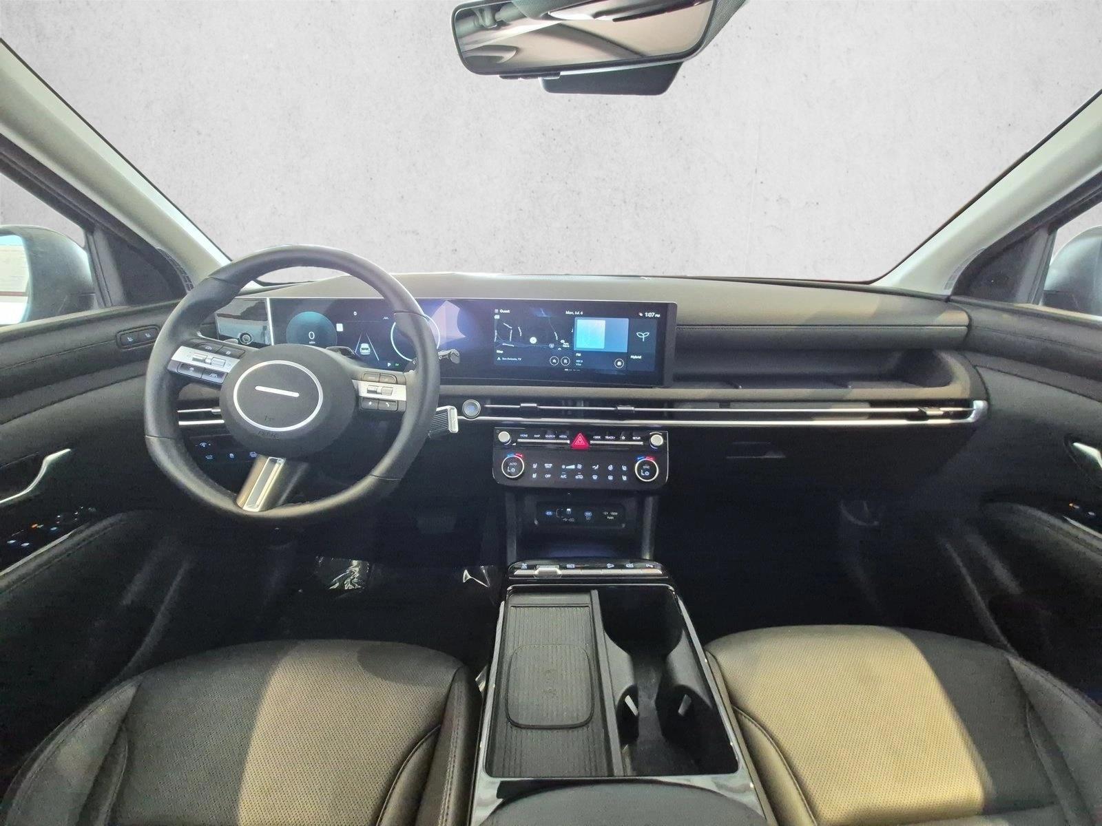 Thumbnail: 2025 Hyundai Tucson - 3