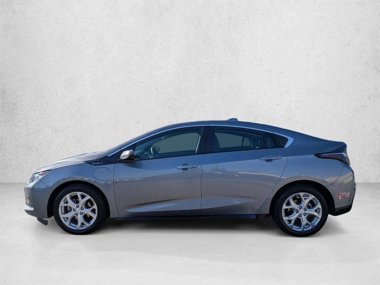 Thumbnail: 2018 Chevrolet Volt - 2