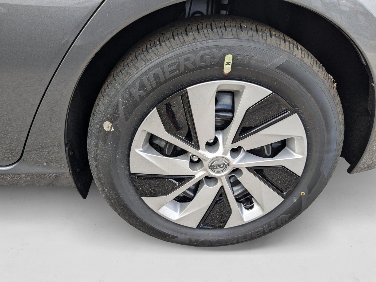 2025 Nissan Altima S - Photo 9