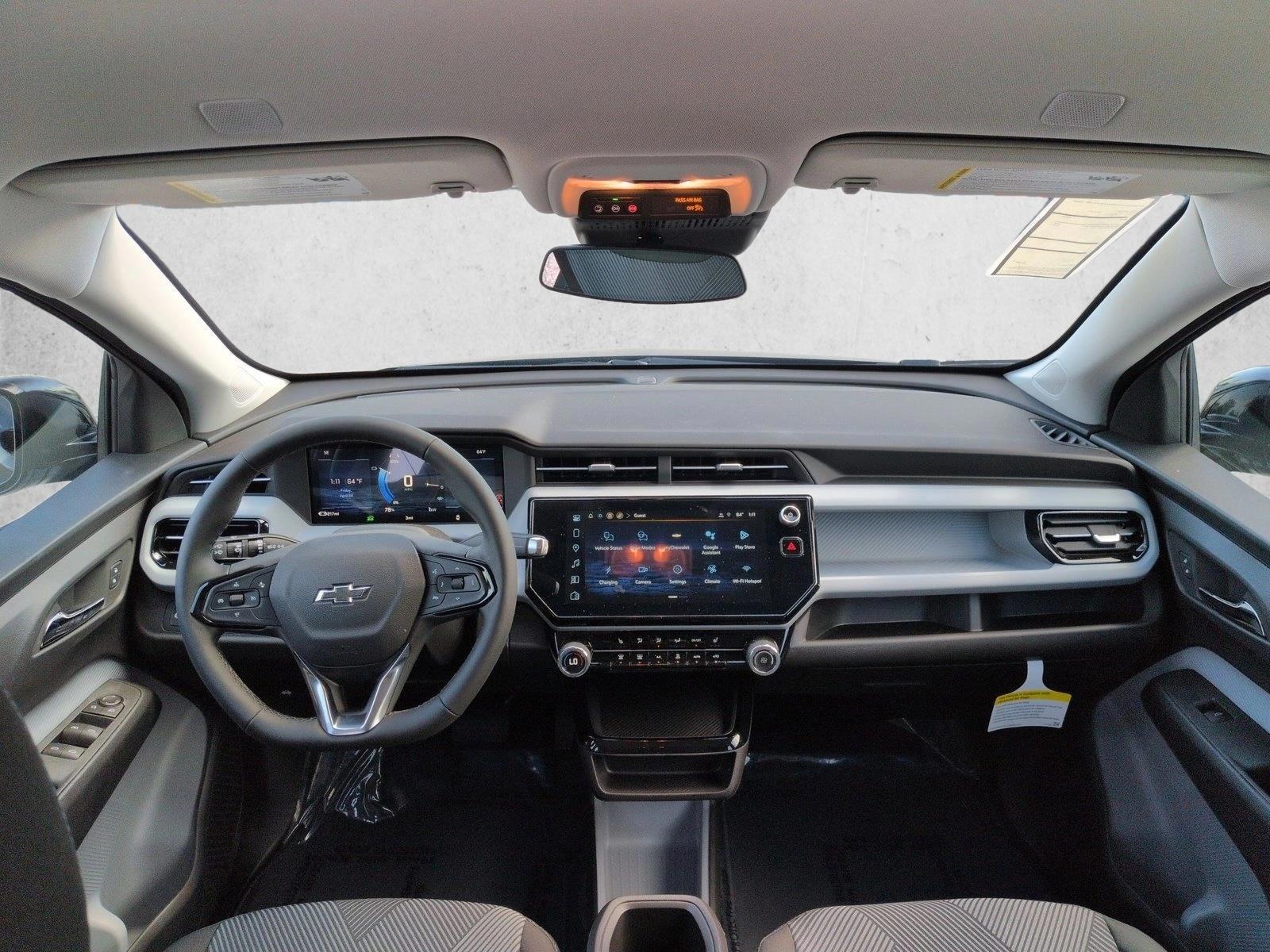 Thumbnail: 2027 Chevrolet Bolt EV - 3