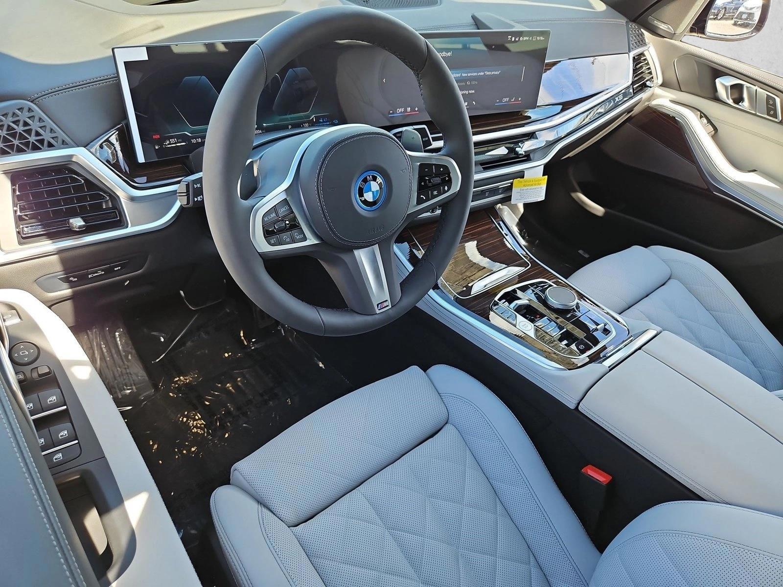 Thumbnail: 2026 BMW X5 - 3
