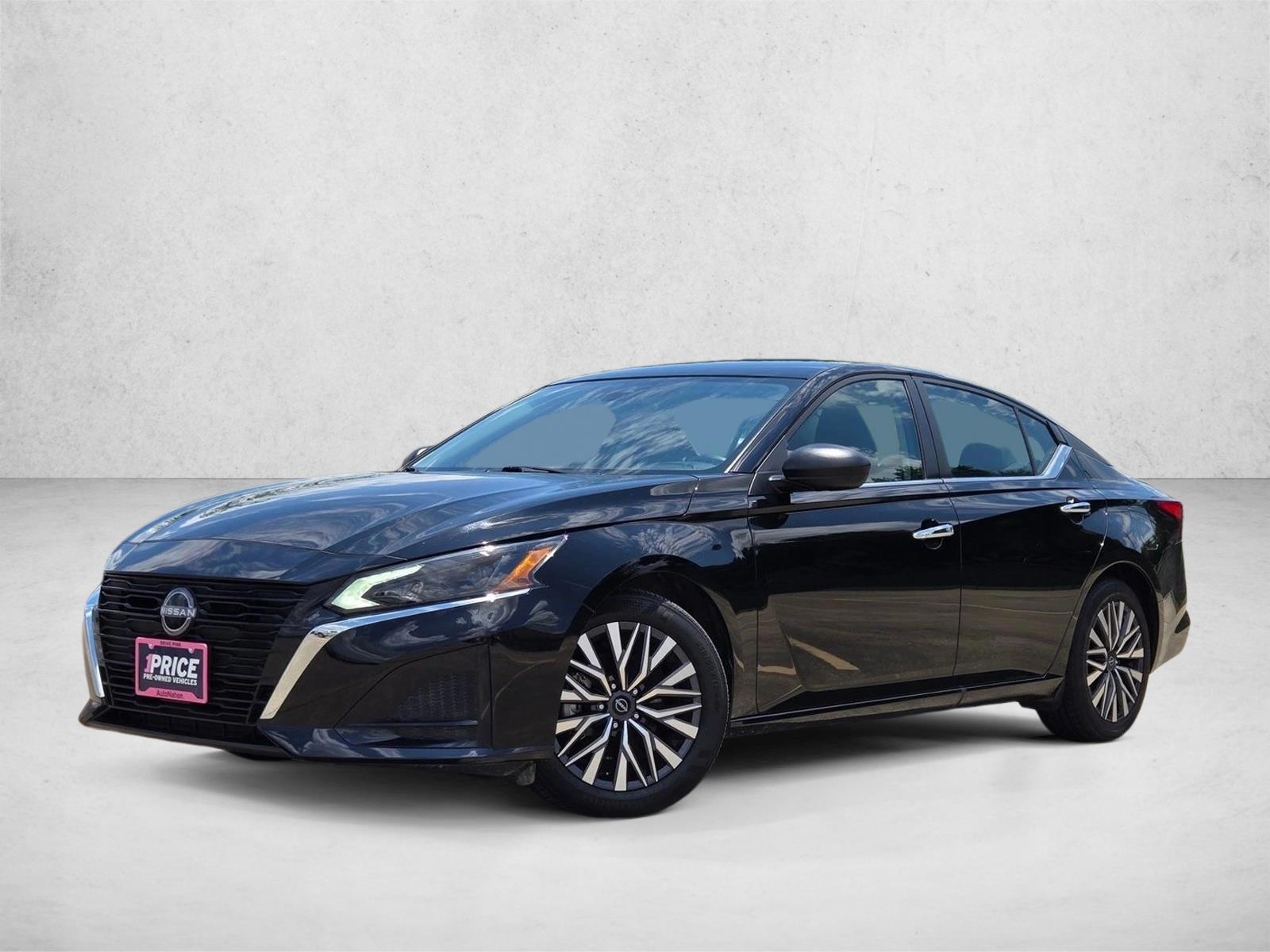 Thumbnail: 2025 Nissan Altima - 1