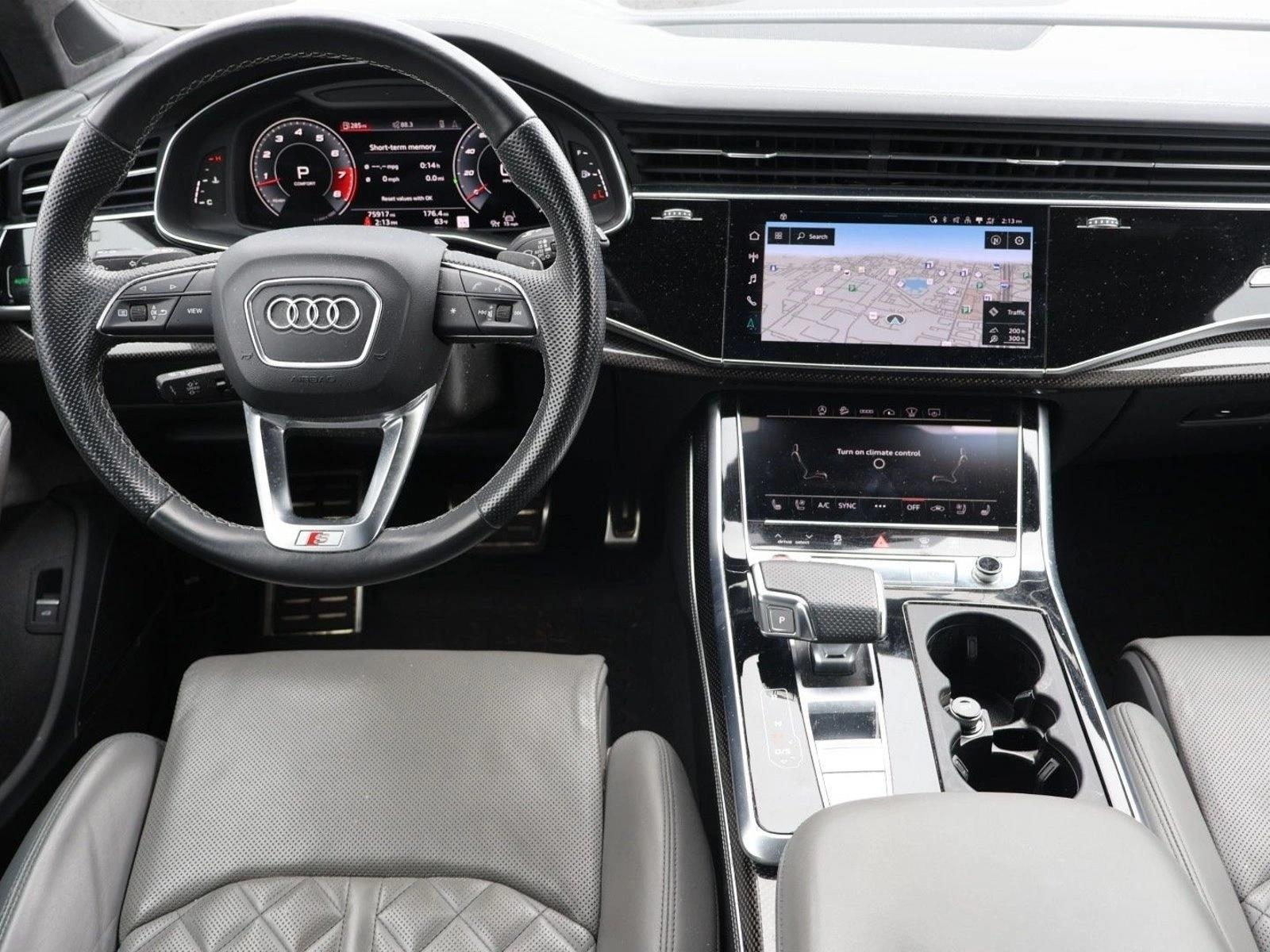 Thumbnail: 2021 Audi SQ7 - 3
