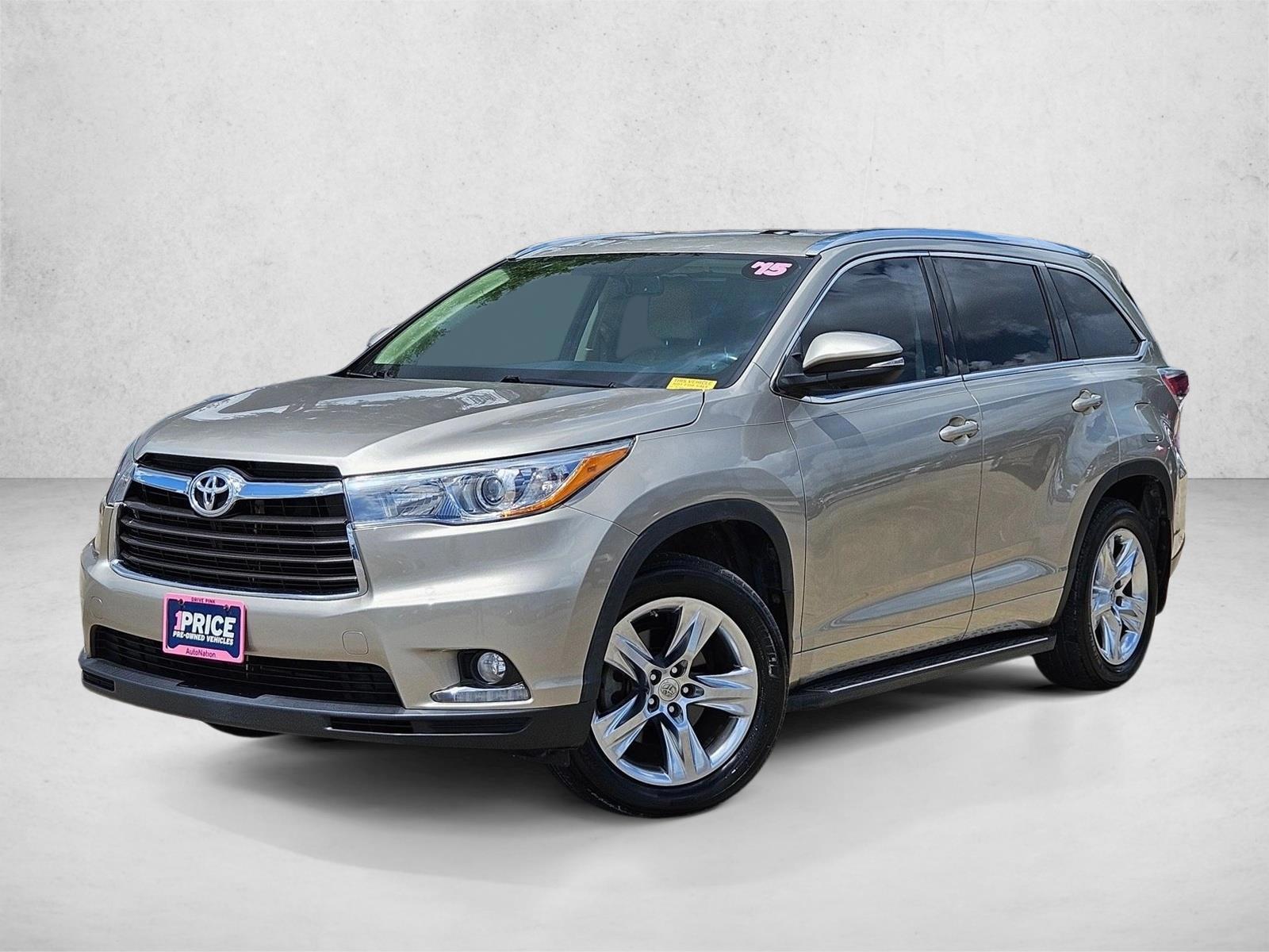 Thumbnail: 2015 Toyota Highlander - 1