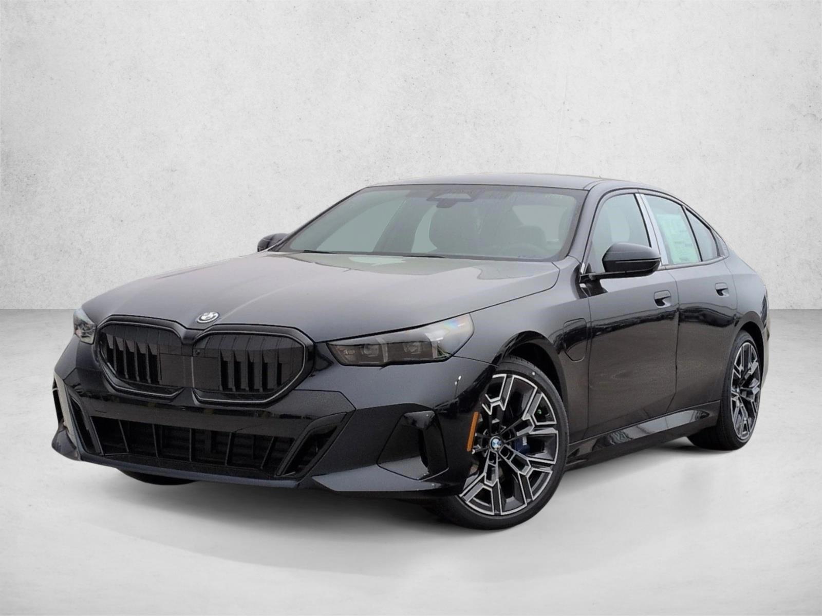 Thumbnail: 2026 BMW 5 Series - 1